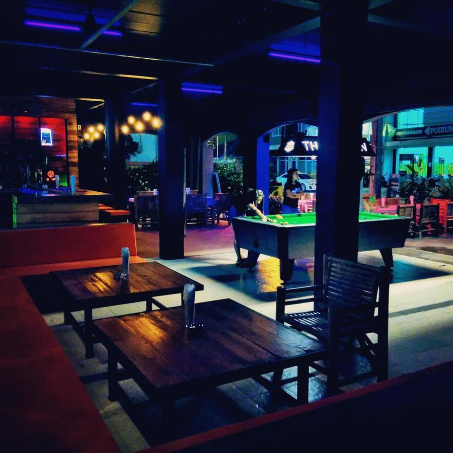 Asia Blue The Tavern Hacienda Baan Tai Bagian luar foto