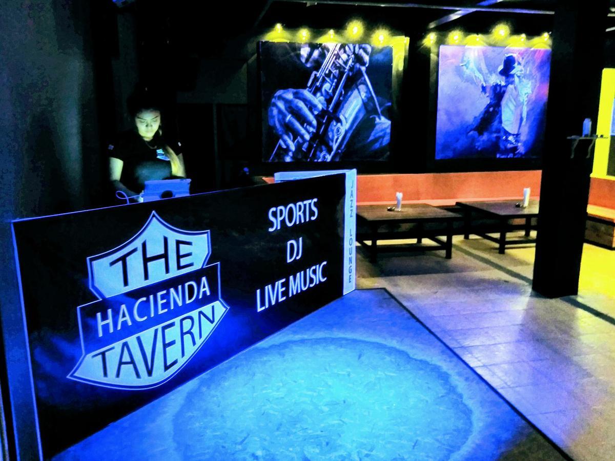 Asia Blue The Tavern Hacienda Baan Tai Bagian luar foto